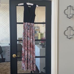 Maxi dress with paisley print